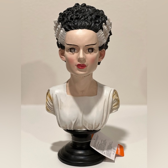 Bride of Frankenstein Halloween Bust (Light up Eyes) - Picture 5 of 6